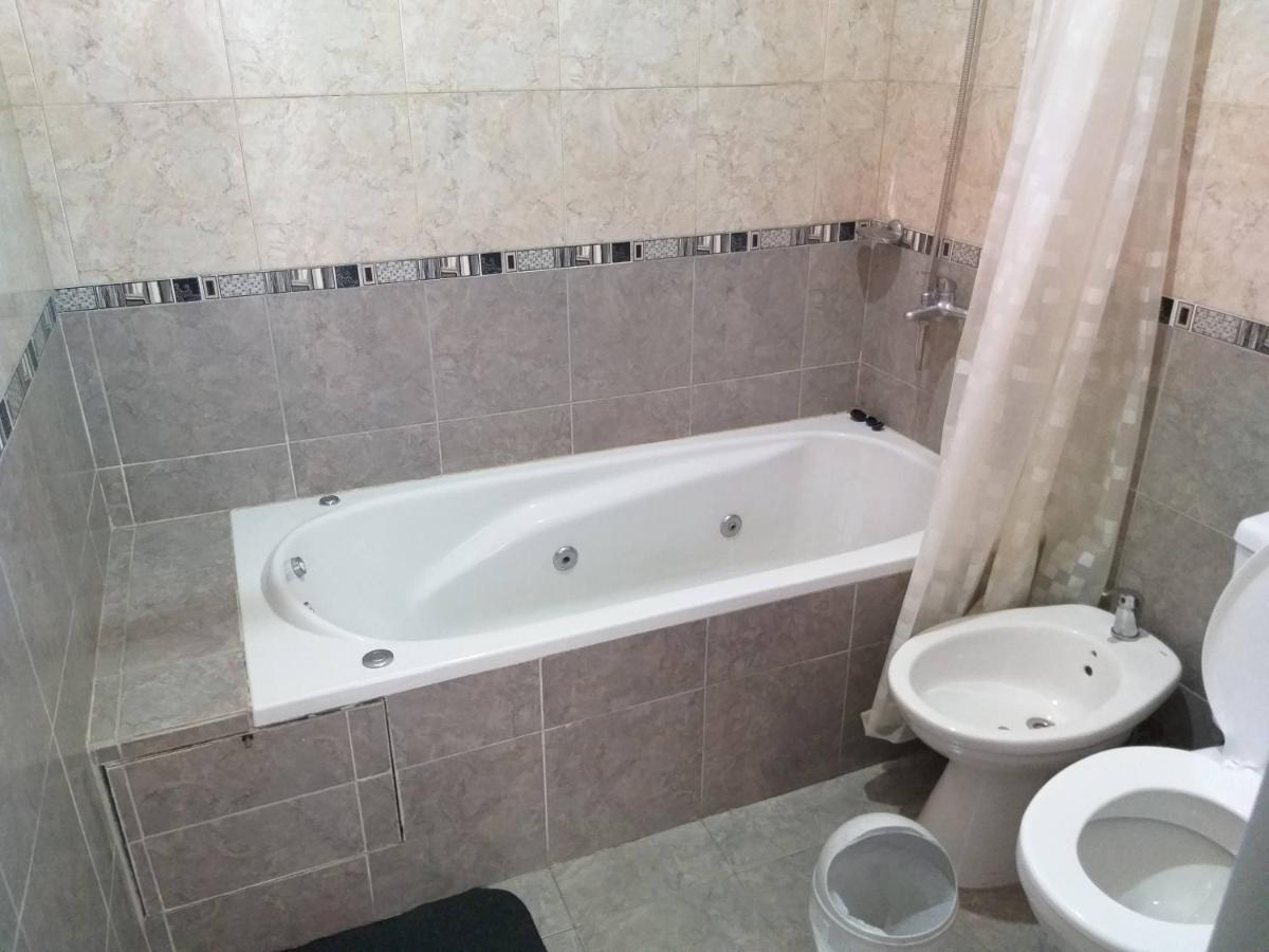Casa Quinta En Tortuguitas Villa Luaran gambar